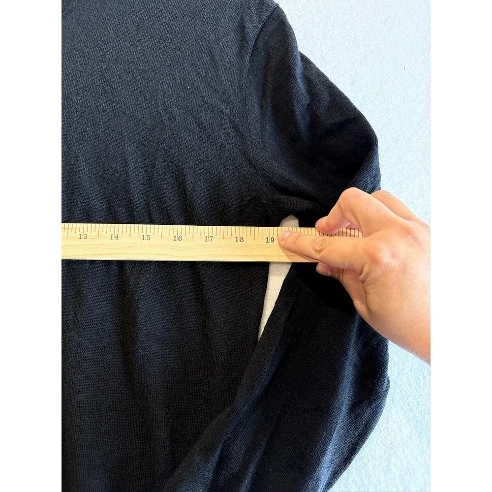 J.Crew V-Neck Sweater Men M Black Slim Fit 100% Merino Wool AE138